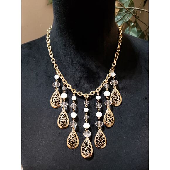 Womens Gold Tone Glass Acrylic Beads Filigree Teardrop Fringe Statement Necklace - Picture 1 of 7